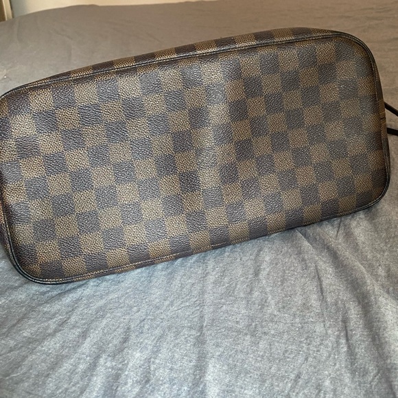 LOUIS VUITTON | Authentic Neverfull MM Damier - Picture 4 of 15